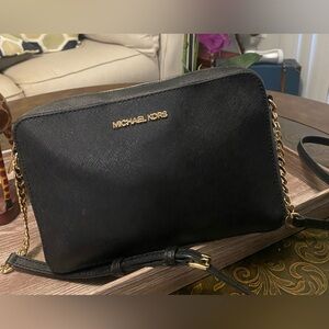 Michael Kors Jet Set Crossbody Bag